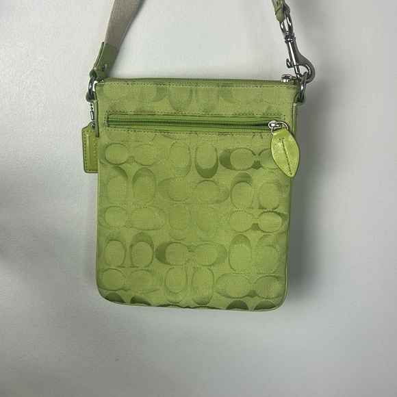 COACH Crossbody Key Lime Green - Picture 4 of 5
